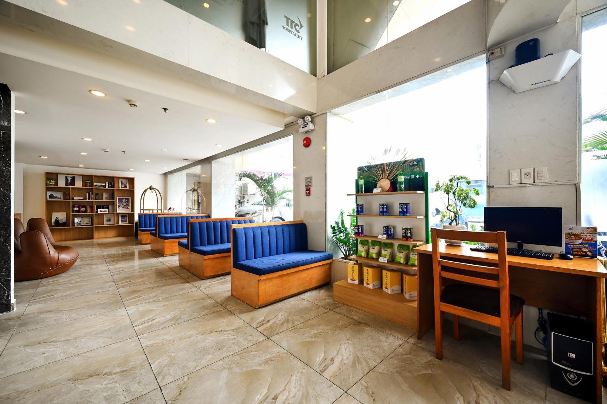 Ttc Hotel Deluxe Airport Ho Chi Minh-Byen Eksteriør billede
