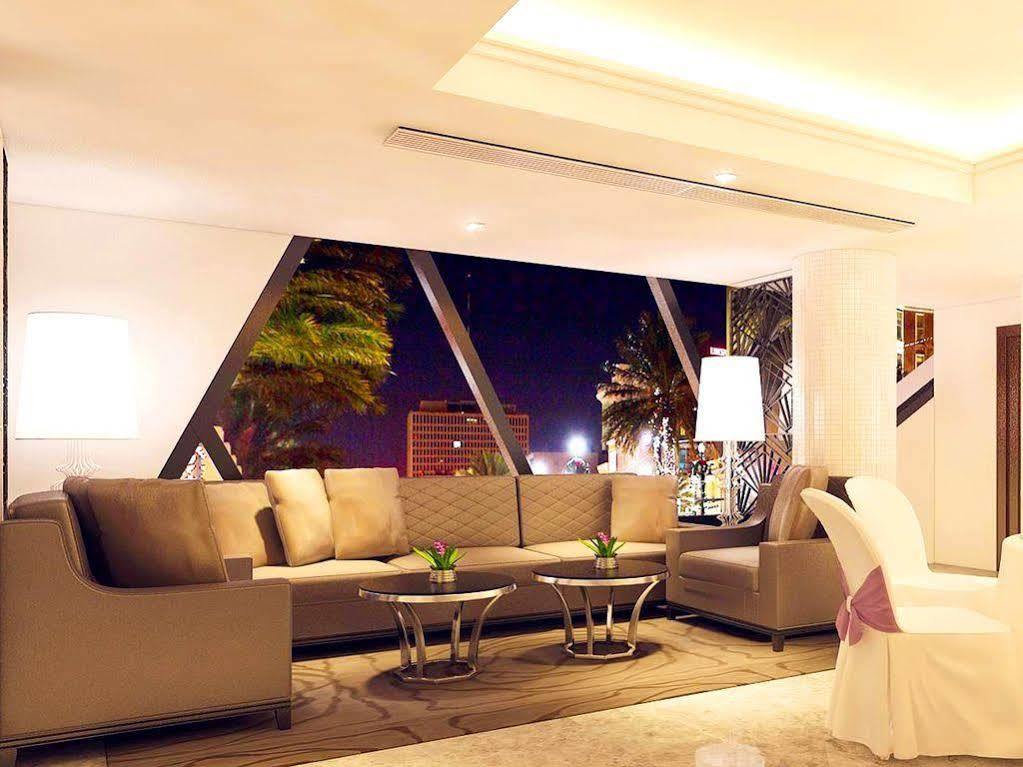 Ttc Hotel Deluxe Airport Ho Chi Minh-Byen Eksteriør billede