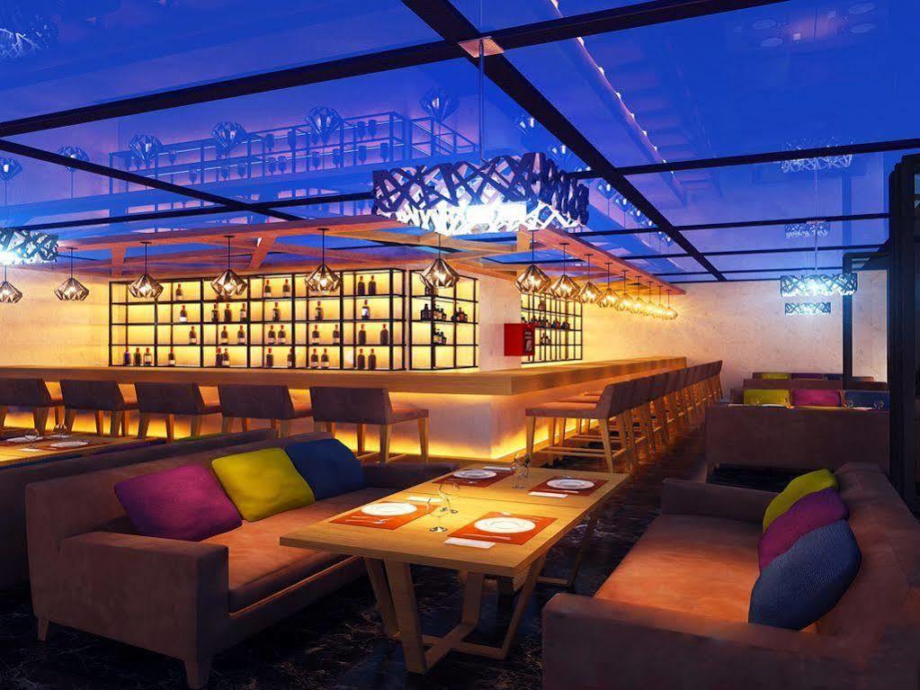 Ttc Hotel Deluxe Airport Ho Chi Minh-Byen Eksteriør billede